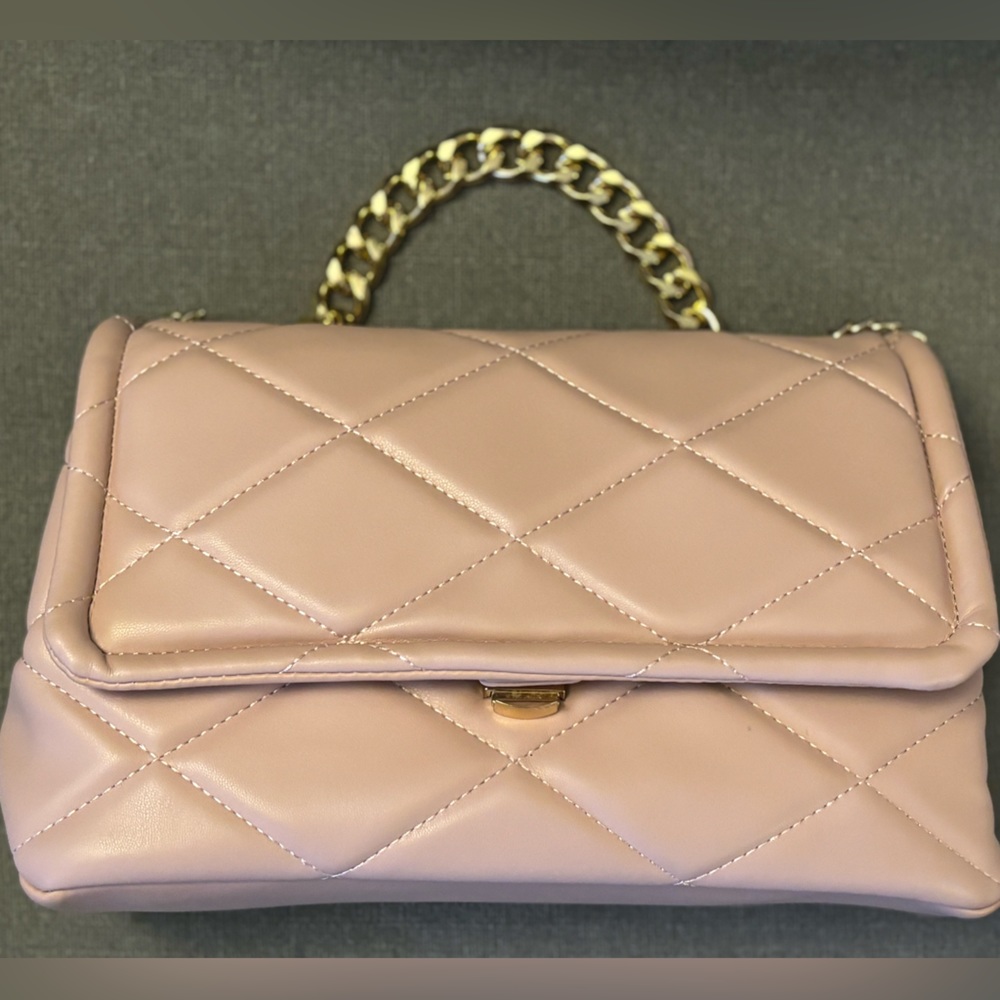 Medium cross body purse
